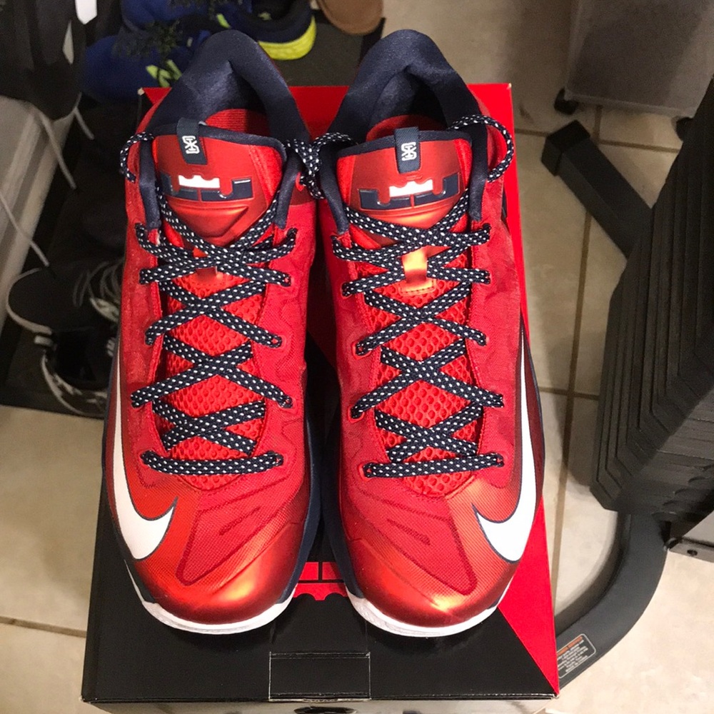 Nike Lebron XI Low Independence Day **Nice!**